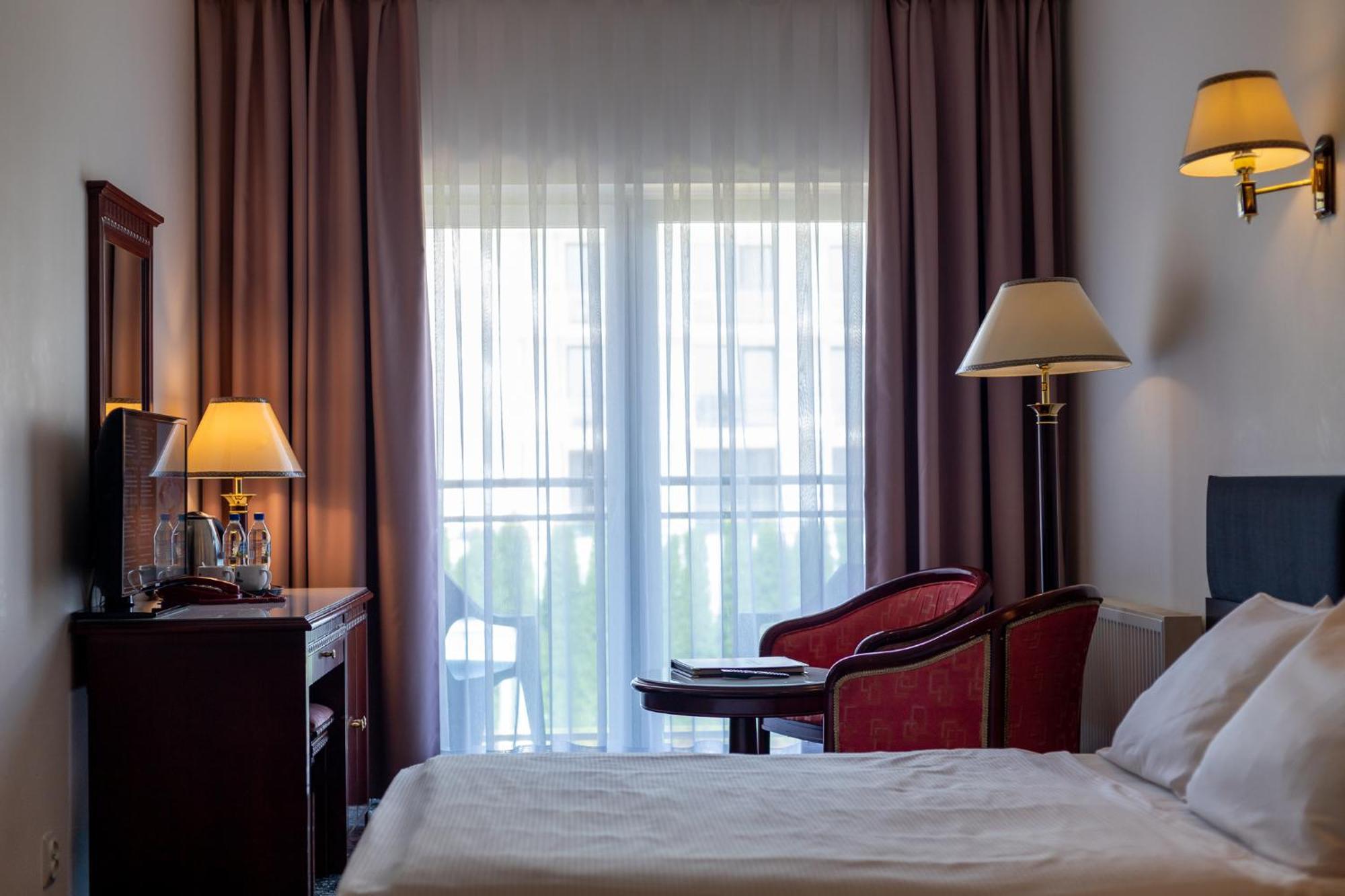 Royal Park Hotel & Spa Mielno  Exterior photo